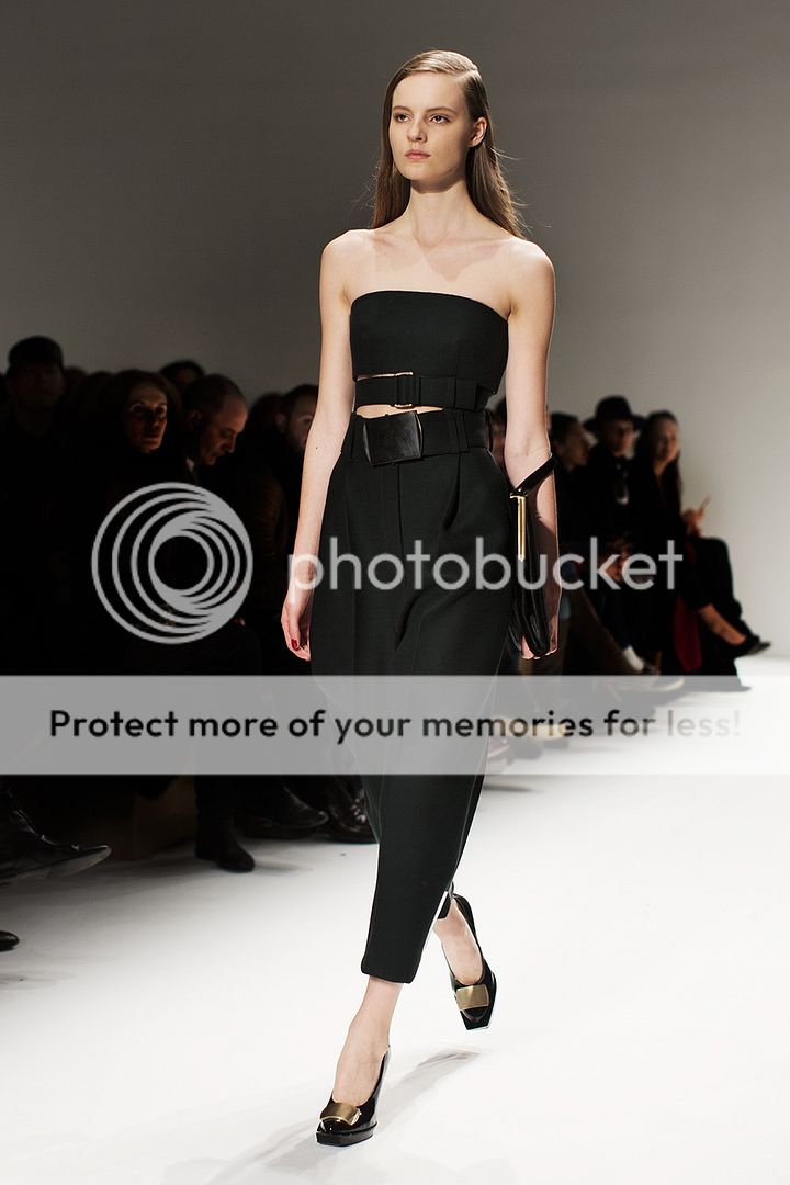 photo CalvinKleinJumpsuit_zps180d32b0.jpg