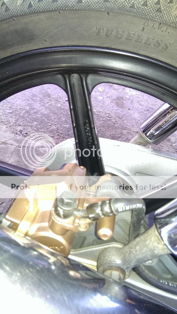 FUTURE 1 , màu đỏ-đen, đời 2004, tìm chủ - 2