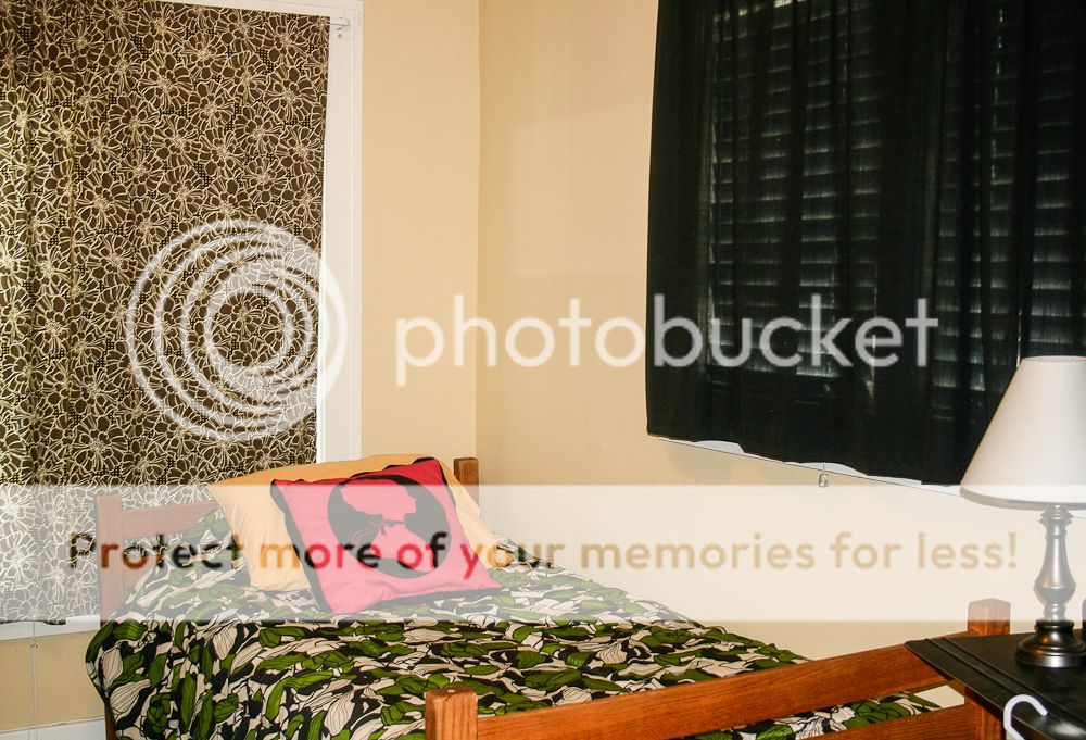 photo GuestBed_zpsdd29c05d.jpg